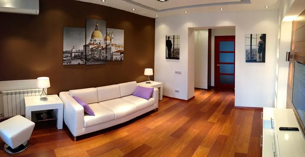 Apartment Mihailovskaya Kiev